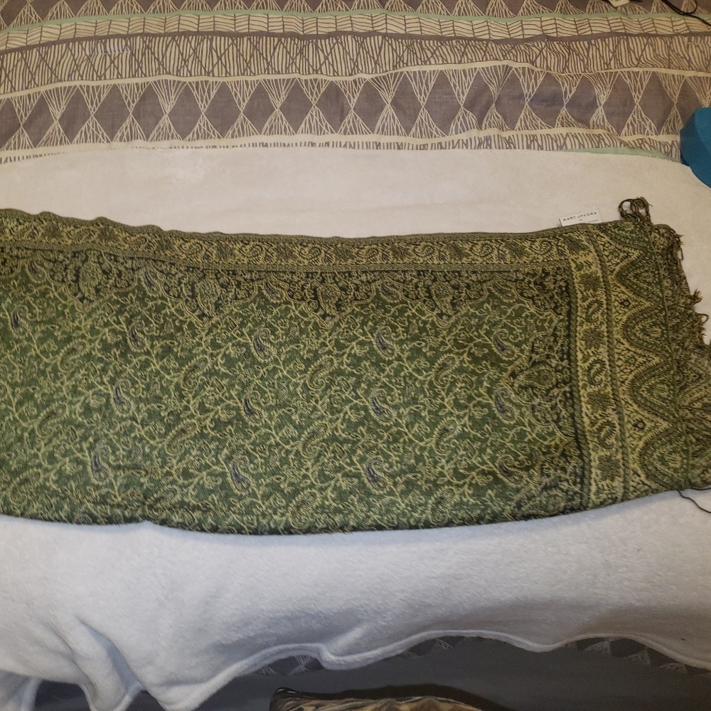 Marc Jacobs Pashmina